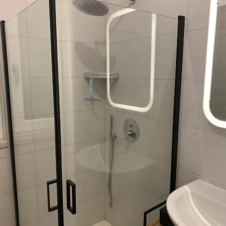 Brezza Suite - Bilocale In Centro - Cucina Patio E Giardino A Pochi Passi Dal Mare * Polignano a Mare