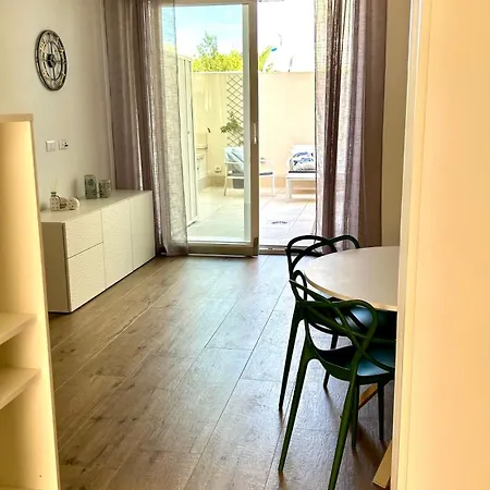 Brezza - Patio & Sea - Bilocale In Centro - Affitto Breve Apartment