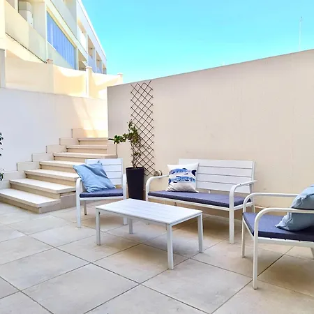 Brezza - Patio & Sea - Bilocale In Centro - Affitto Breve Apartment