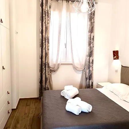 Apartment Brezza - Patio & Sea - Bilocale In Centro - Affitto Breve
