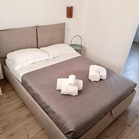 Apartment Brezza - Patio & Sea - Bilocale In Centro - Affitto Breve